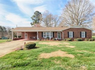 4267 Taylorsville Hwy, Statesville, NC 28625