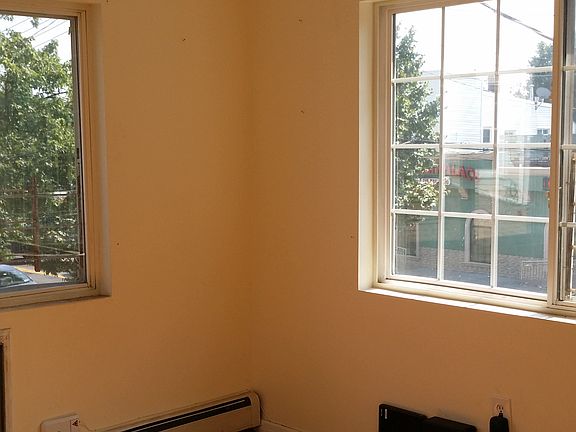 5th image of 9137 Lefferts Blvd