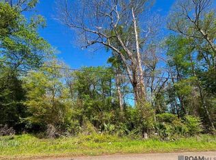 23 La Trace Rd, Livingston, LA 70754