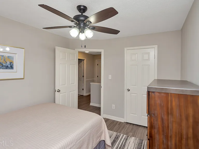 7267 Crestside Dr — Photo 15