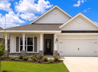 130 Gray Owl Dr E, Freeport, FL 32439