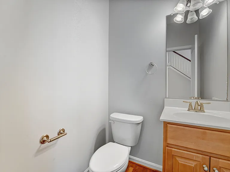 609 Tebbston Dr — Photo 32
