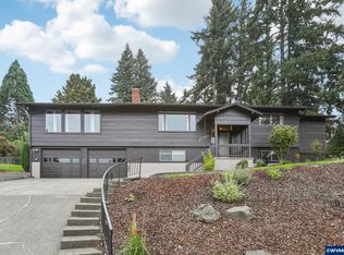 1290 Scenic View Dr, Stayton, OR 97383