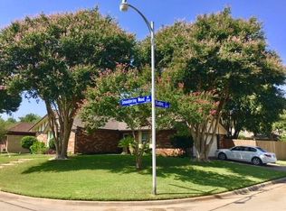 2516 Smouldering Wood Dr, Arlington, TX 76016