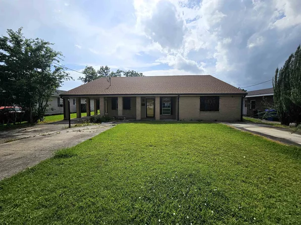 904 Tiger Dr, Thibodaux, LA 70301