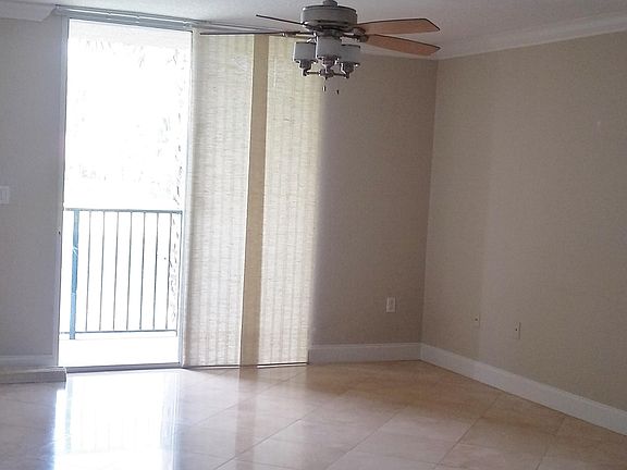 3rd image of 15135 Michelangelo Blvd APT 204