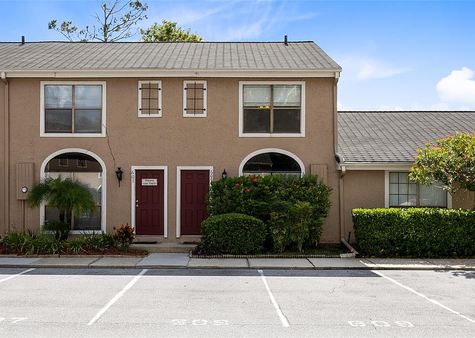 1st image of 609 Casa Park Ct N #Hh