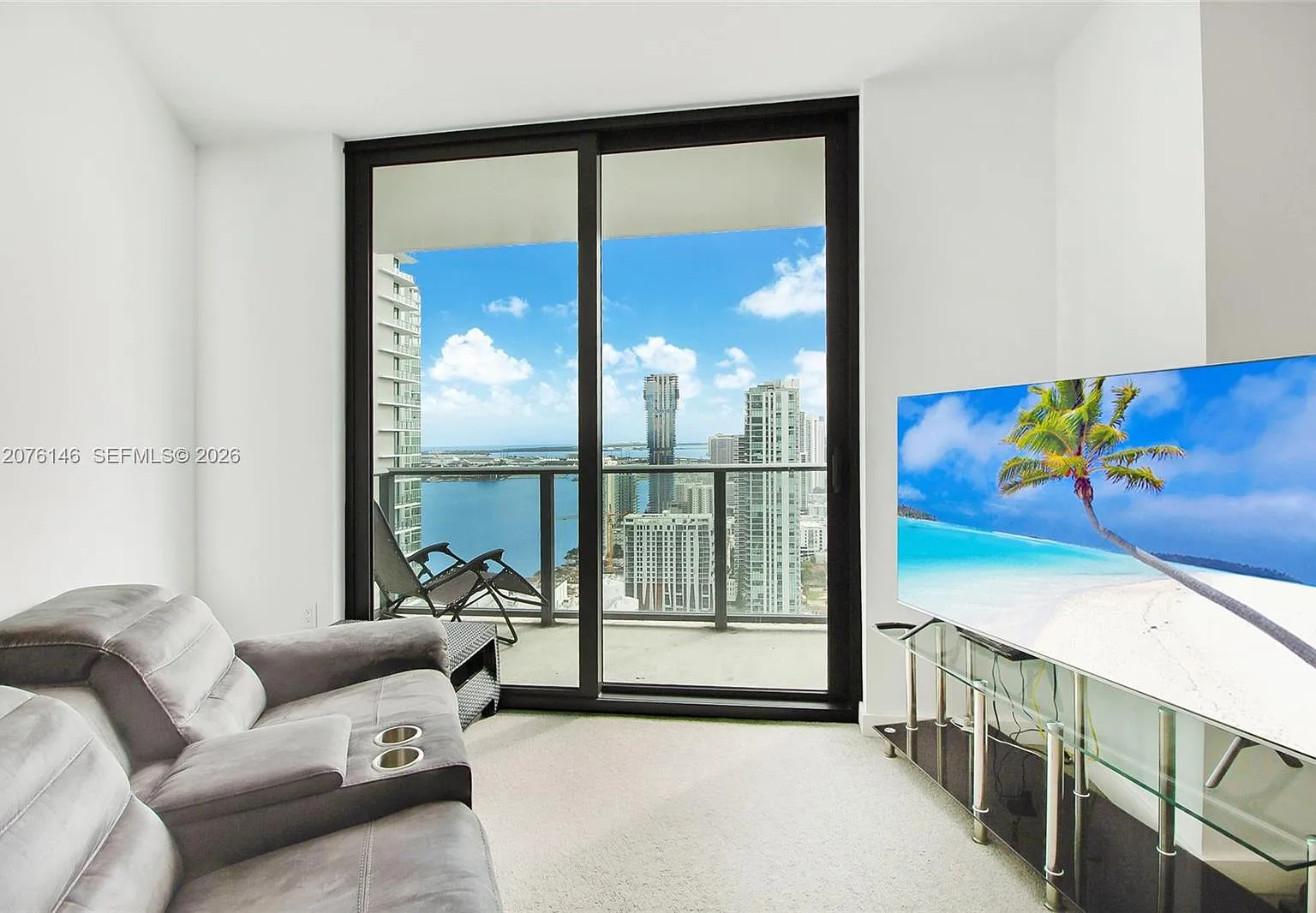 Paraiso Bayviews Condo — Photo 1