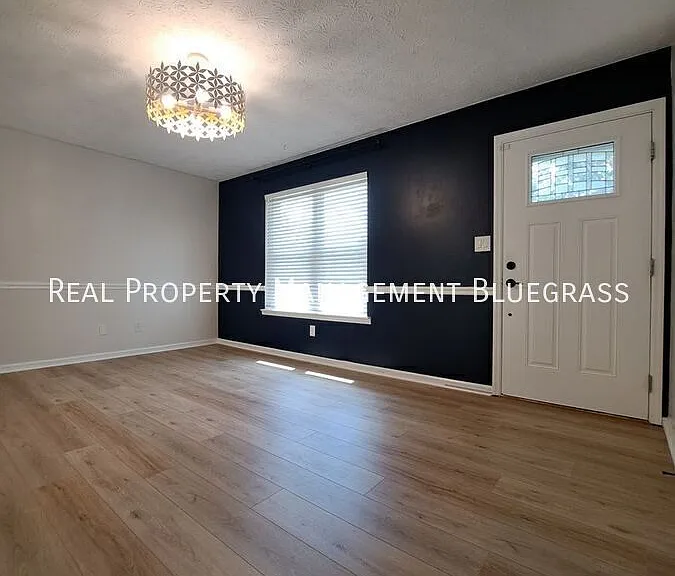 3377 Buckhorn Dr — Photo 2