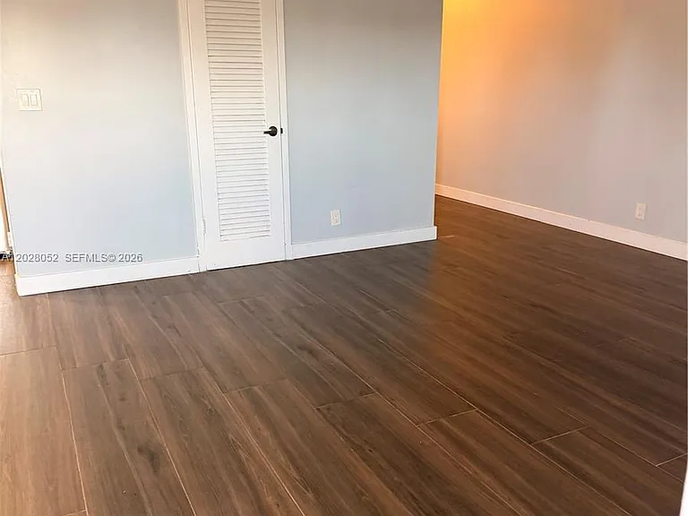 2200 E Hallandale Beach Blvd #303 — Photo 10