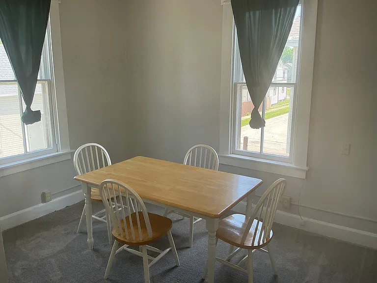 301 S 9th St #1/2 — Photo 8