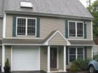 8B Autumn Way, Kittery, ME 03904
