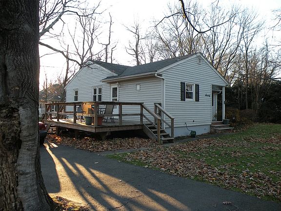 Side Yard Deck