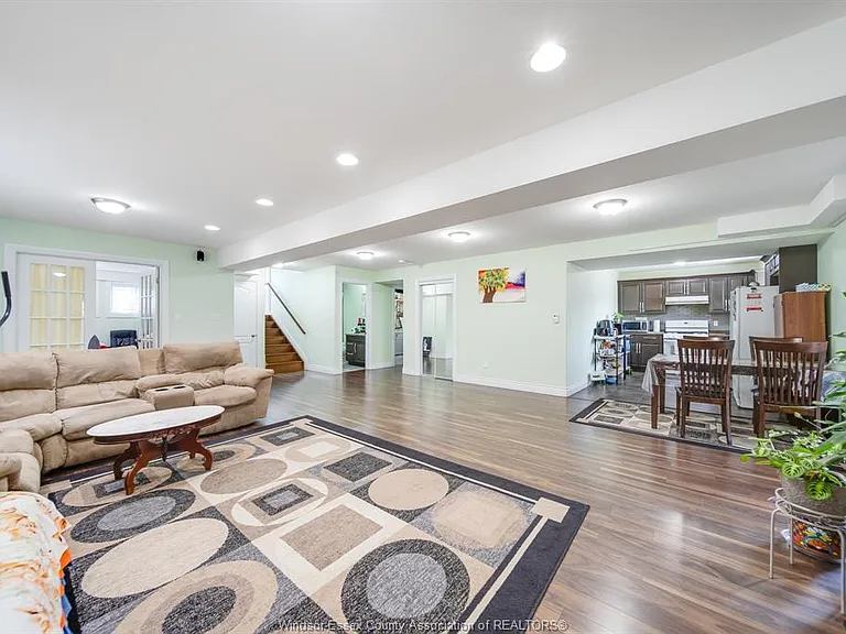 1937 Mark Ave #BASEMENT — Photo 7