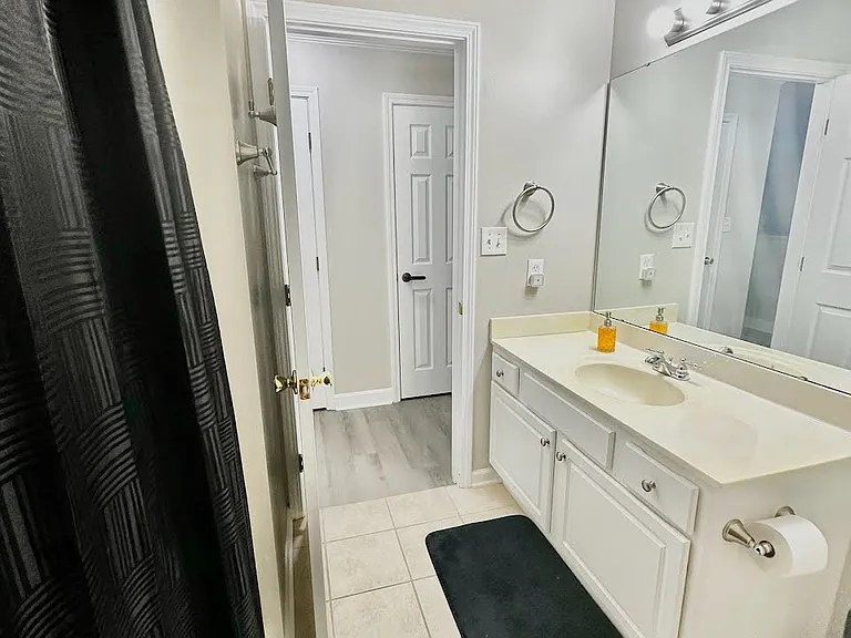 1710 Renwick Dr #204 — Photo 15