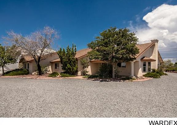 3rd image of 2166 Pawnee Dr
