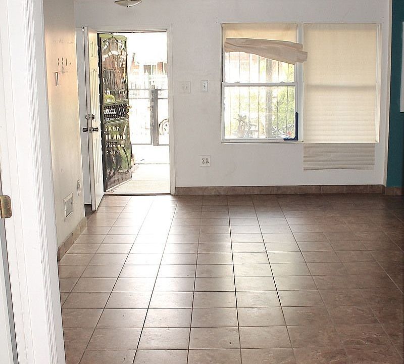 2nd image of 604 Beech Ter #1