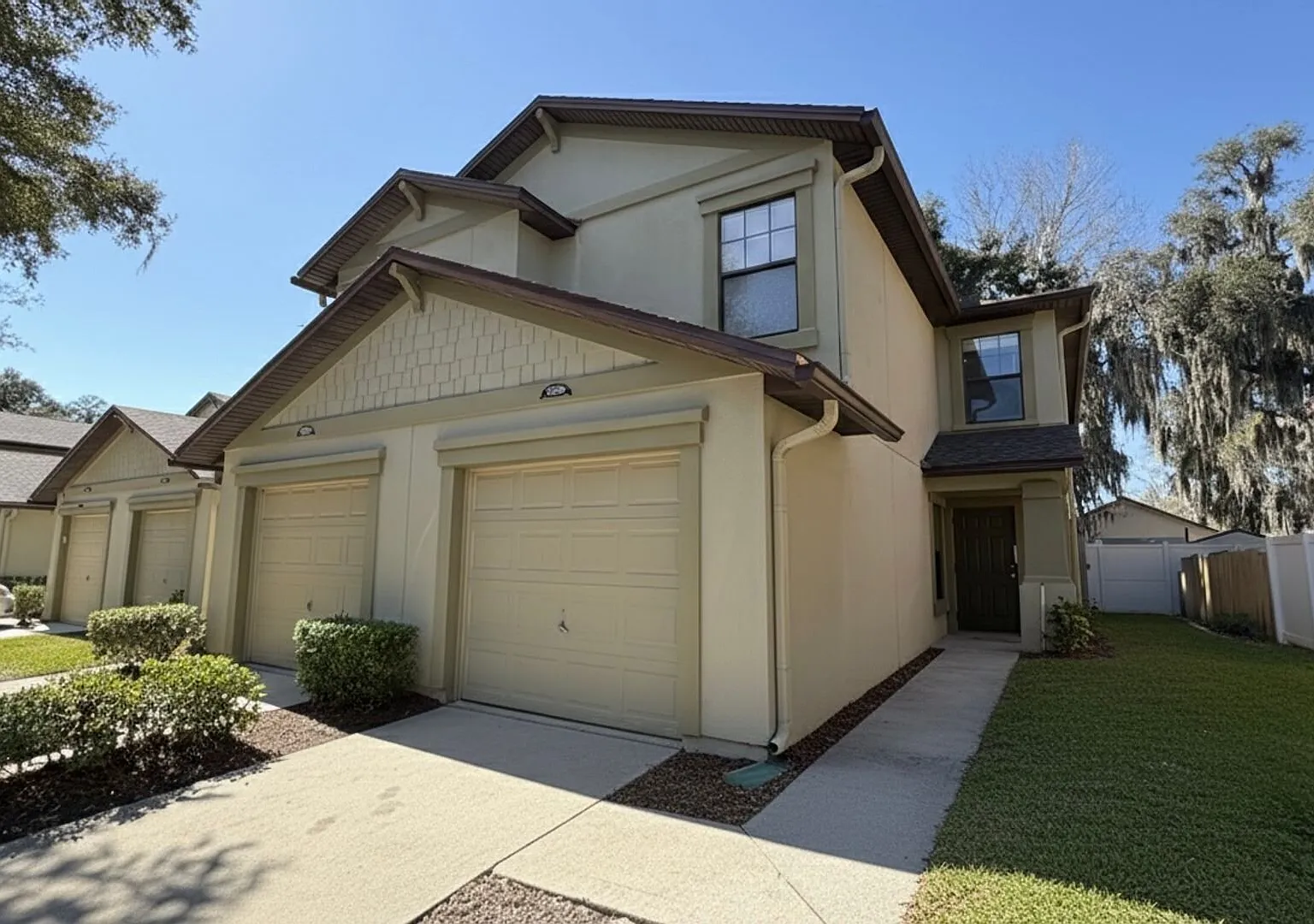 Spacious 3-Bed, 2.5-Bath Townhome in a Quiet Location! — Photo 1