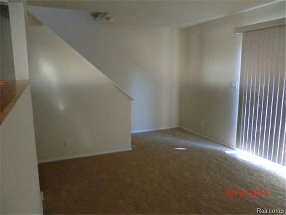 3rd image of 25680 Salem St