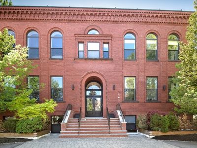 11 Wyman St APT 2C, Jamaica Plain, MA, 02130