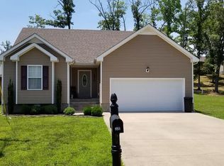 230 Foxfire Rd, Paris, TN 38242