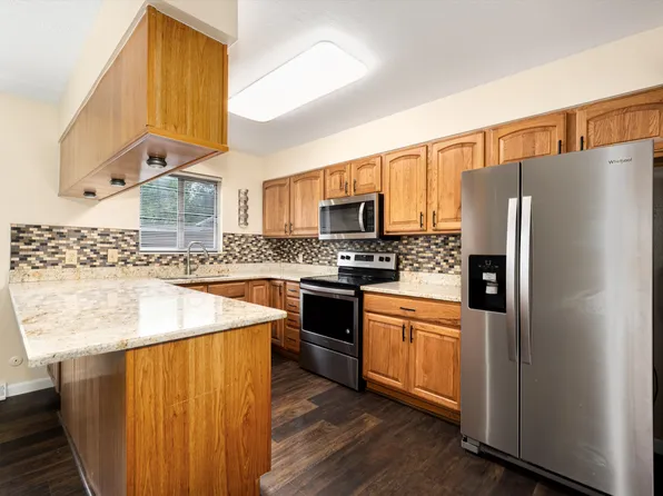 562 Vance St #D-9, Lakewood, CO 80226
