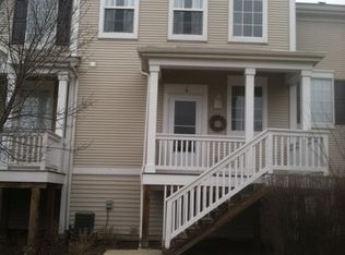 1464 Cambria Dr #216-4, Dekalb, IL