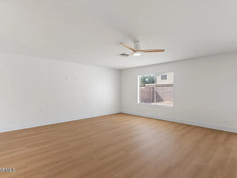 2289 W Hayden Peak Dr — Photo 11