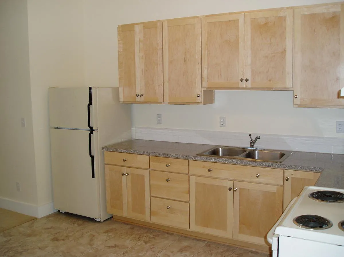 Studio, 500 sqft, $1,390 — Photo 2