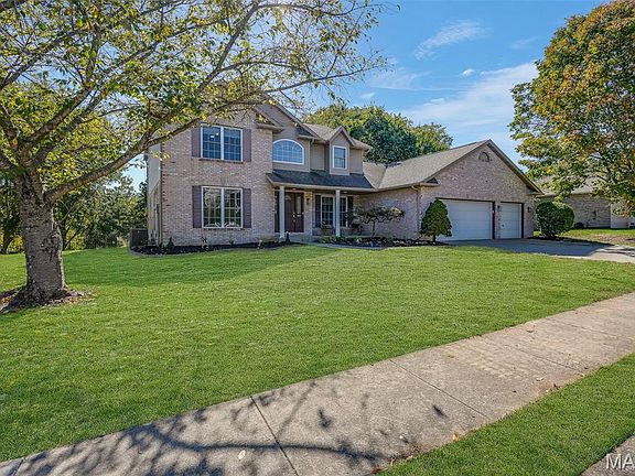 3rd image of 109 Callaway Ct