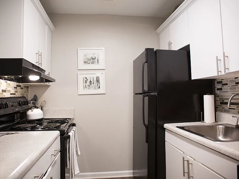 Gardenwood Residences — Photo 12