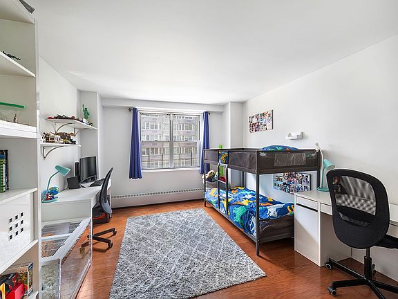 5th image of 303 W 66th St APT 4DW
