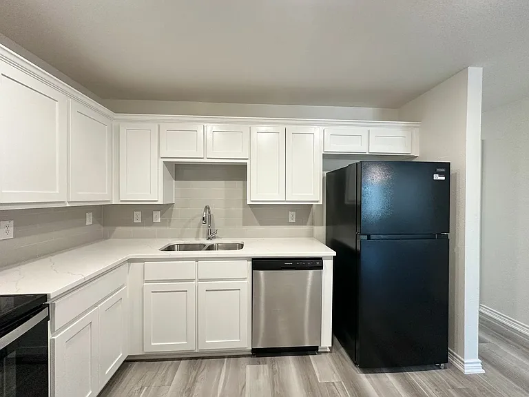 1608 Pima Trl — Photo 10