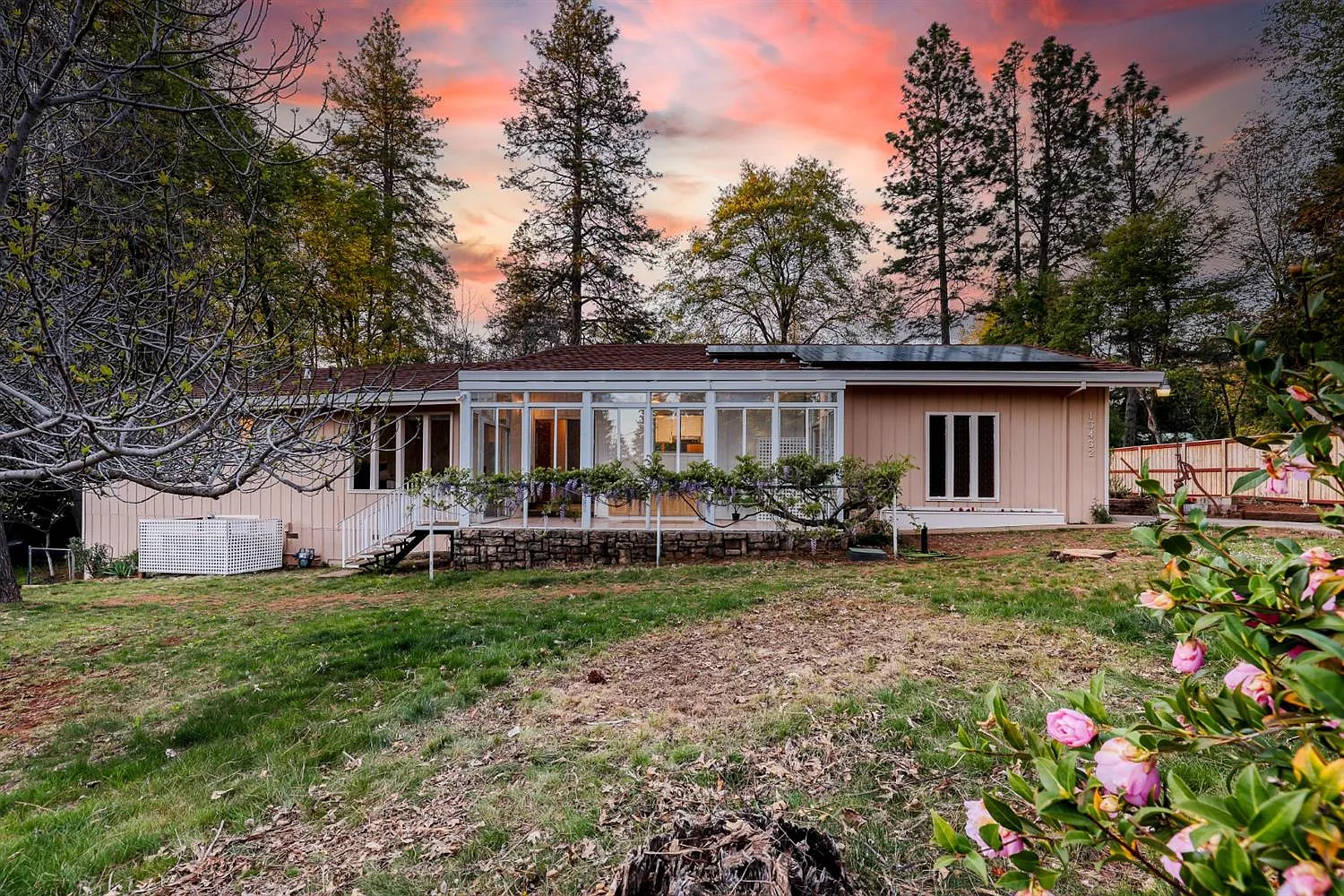 13432 Evergreen Dr photo 1
