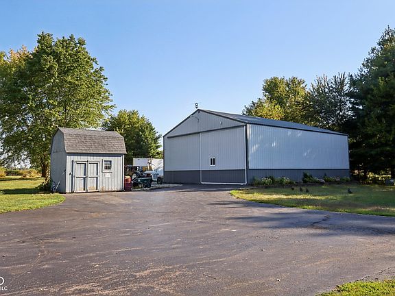 5th image of 1988 W County Road 300 S