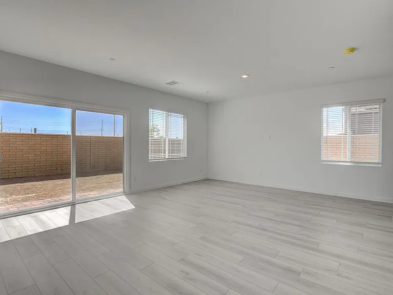 345 Isla Enclave Way — Photo 11