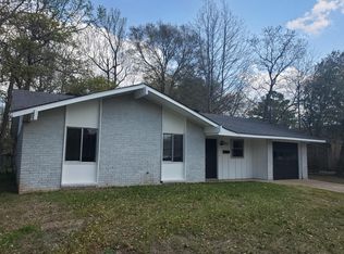 1031 Anderson Dr, Leesville, LA 71446