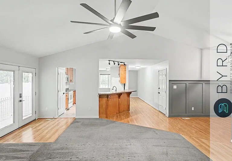 19218 Brevard Dr — Photo 33