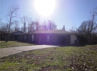 5901 Jackson Dr, Horn Lake, MS 38637
