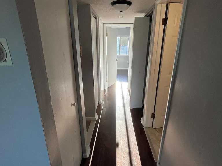 76 Sherman Ave #4A — Photo 4