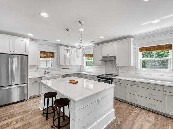 970 Key Colony Ct, Mount Pleasant, SC 29464