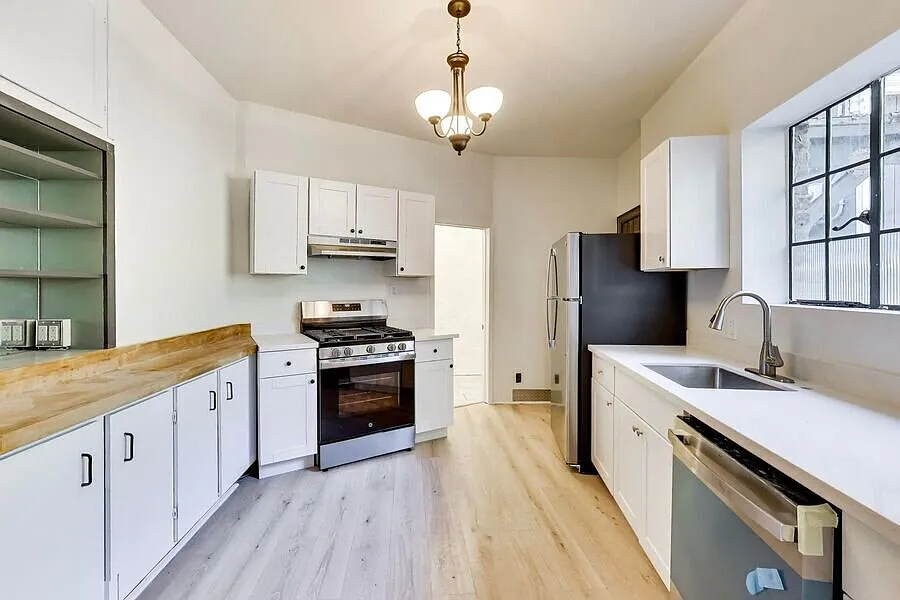 7361 Claremont Ave — Photo 4