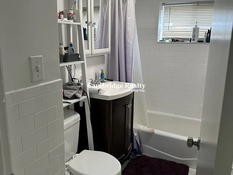 16 Westford St #6T — Photo 11