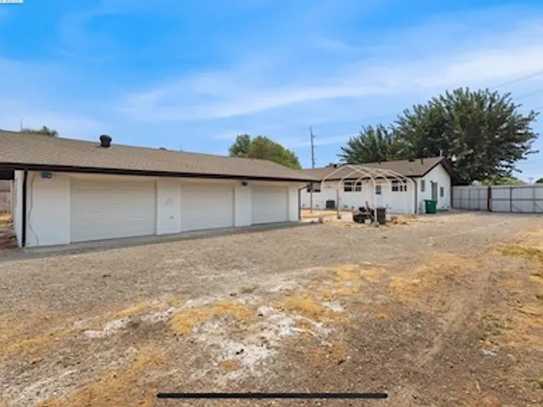 3066 N Corral Hollow Rd — Photo 13