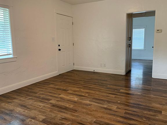 Living Room / Front Door