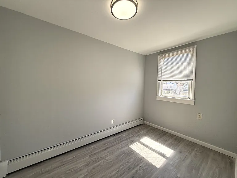 Bedroom on 1st level