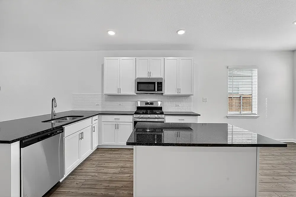 3 bed, 2.5 bath, 1654 sqft, $2,195 — Photo 4