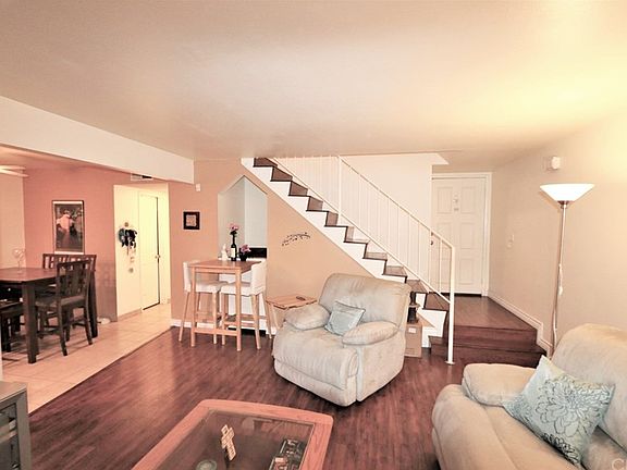 2nd image of 673 S College Ave
