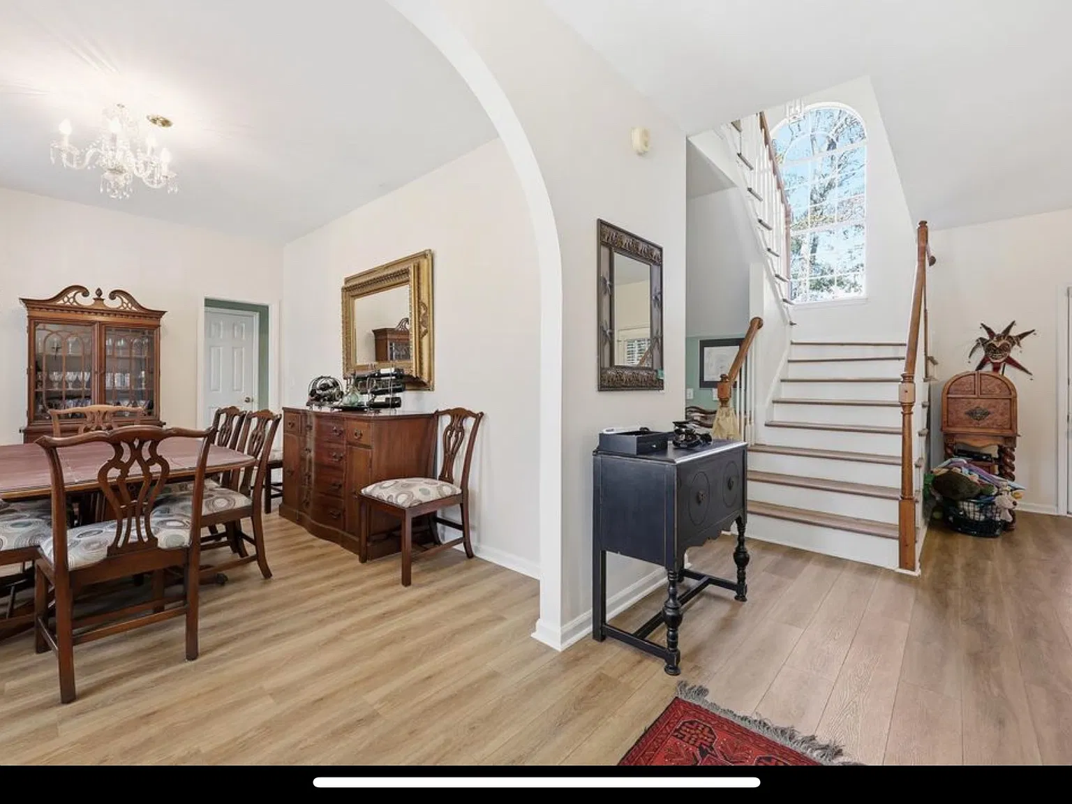 3 bed, 2.5 bath, 1897 sqft, $4,000 — Photo 3