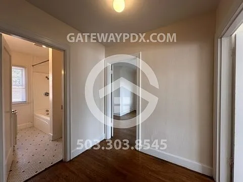 4464 SE Milwaukie Ave — Photo 18